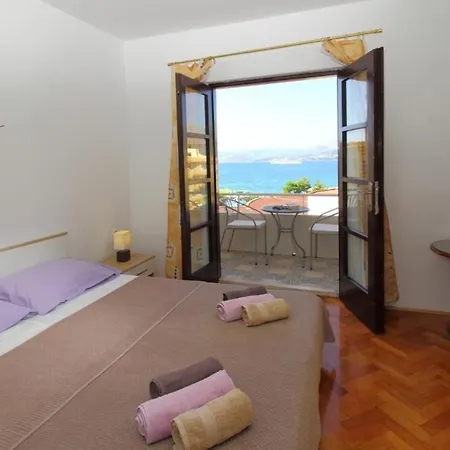 Dubreta Daire Cavtat