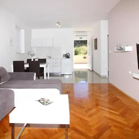 Apartman Dubreta *